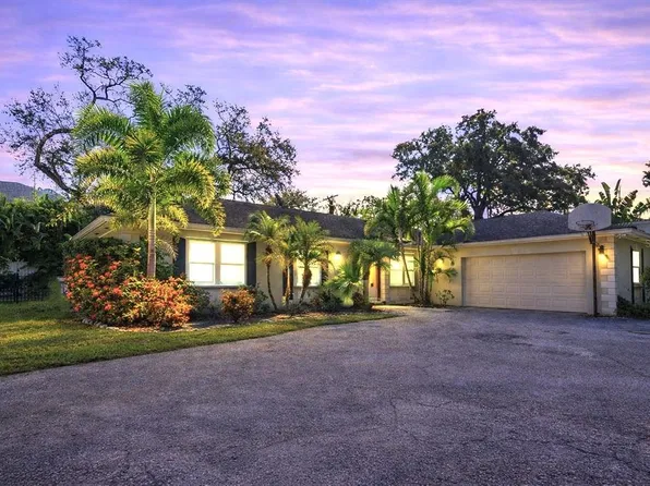 810 S West Shore Blvd, Tampa, FL 33609