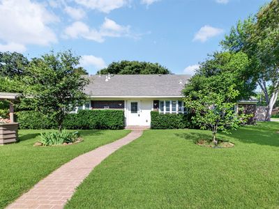 313 King Richard St, Irving, TX, 75061