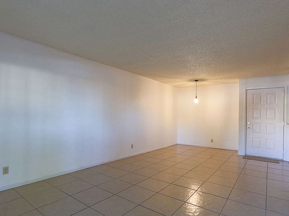 5th image of 540 N May St #1069