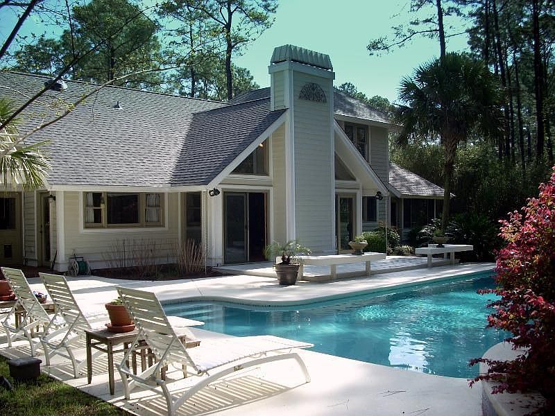 2nd image of 3 Saddlewood Ct