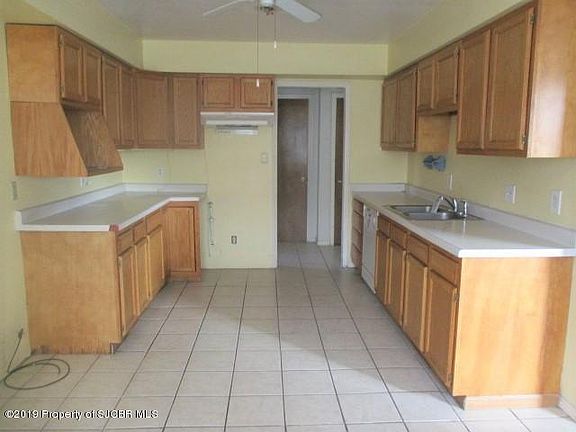 2nd image of 2502 N Sunset Ave