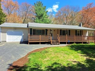 129 Plainwoods Rd, Foster, RI 02825