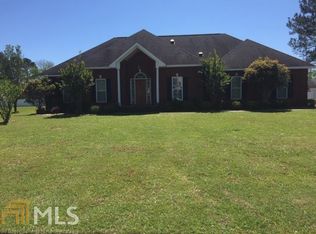 111 Hedge Way, Dublin, GA 31021