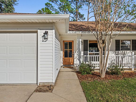 3rd image of 1842 Sparrow Ln