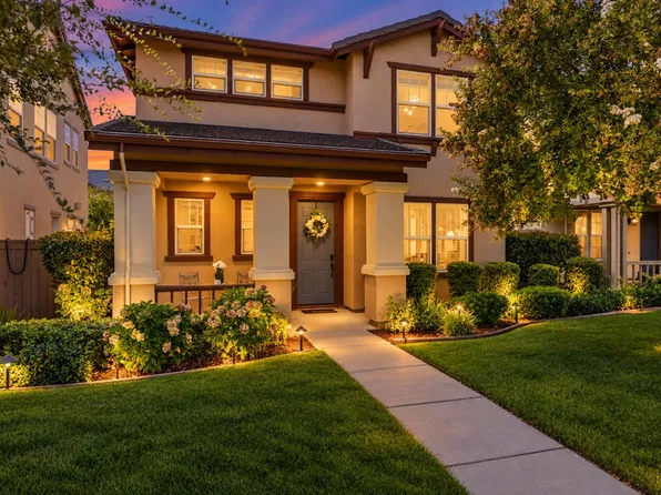 1708 Parkway Dr N, Folsom, CA 95630