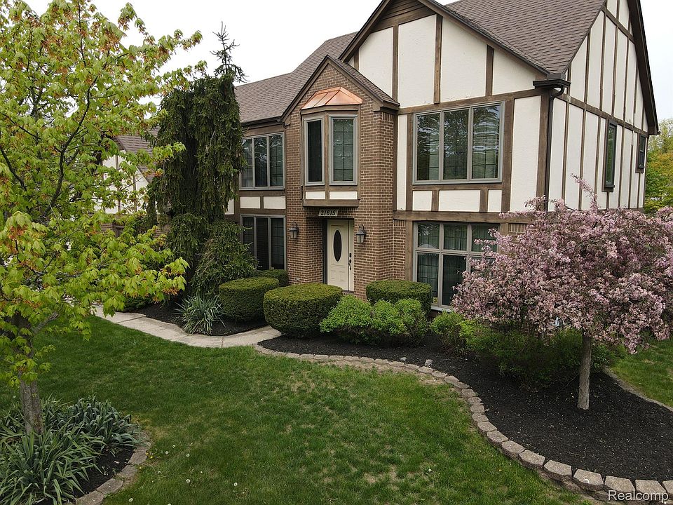 1st image of 21615 Glenwild Dr