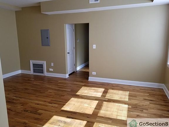 4th image of 1516 S Christiana Ave #2