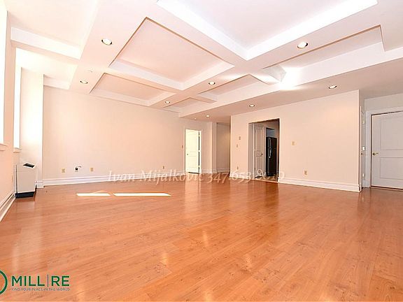 4th image of 4502 Ditmars Blvd #210