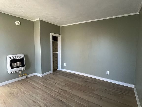 5th image of 219 Haywood St