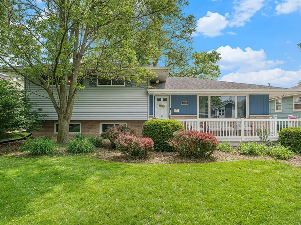 9227 Grace Pl, Highland, IN 46322