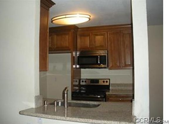 3rd image of 1345 Cabrillo Park Dr APT S01