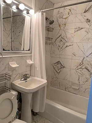 Rented by CNYC Apartments | media 41