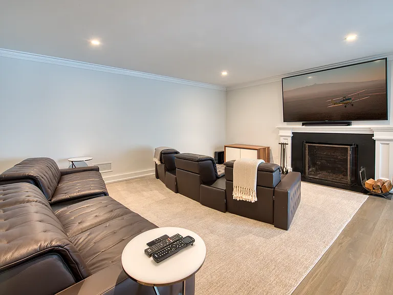 5 Barclay Ct — Photo 18