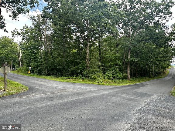 2nd image of LOT 19 Corner Of Doe & Maple