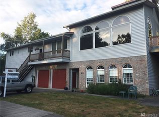 409 A St, Blaine, WA 98230