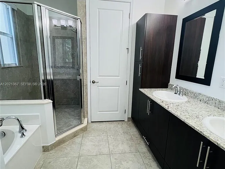 12432 NW 18th Ct — Photo 10