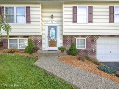 75 Mountain Rd, Mountain Top, PA, 18707