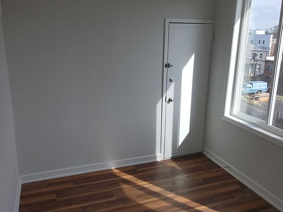 4th image of 1809 Maryland Ave NE