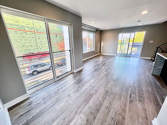 5th image of 1828 Frankford Ave #1A