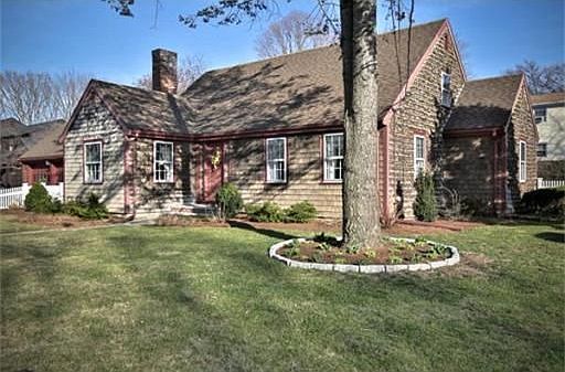 2nd image of 21 Orchard Park Dr