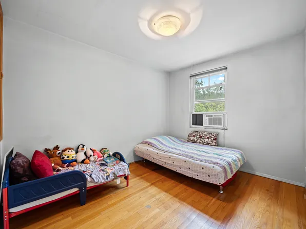 3979 Nostrand Avenue image 12 of 30