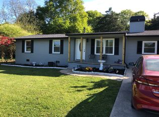 605 S Jeff Davis Dr, Fayetteville, GA 30215