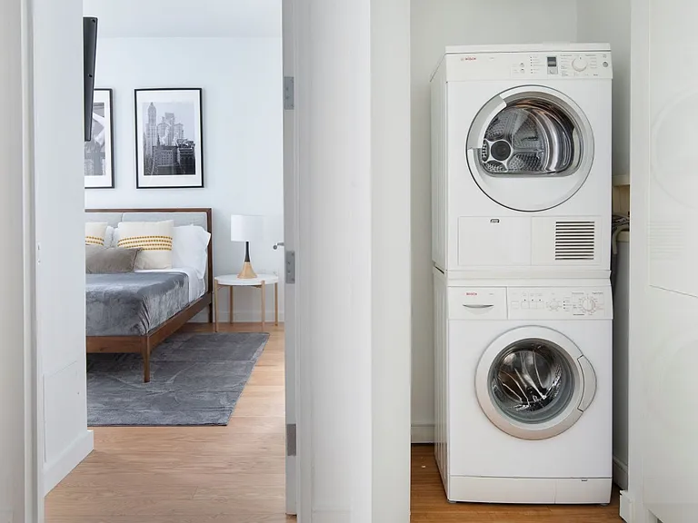 70 W 45th St #29 — Photo 3