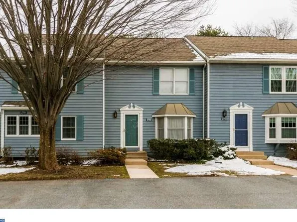 2702 Crestline Ct, Glen Mills, PA 19342