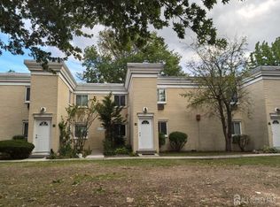22 Lake Ave APT 3A, East Brunswick, NJ 08816