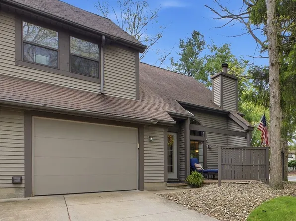 1323 Red Tail Hawk Ct Unit 3, Youngstown, OH 44512