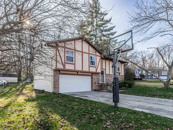 2nd image of 7518 Meadowview Dr
