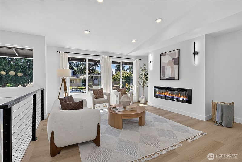 3rd image of 13618 SE 141st Street