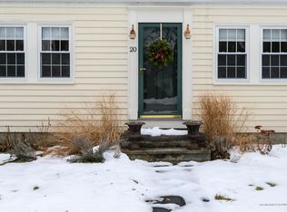 20 Justamere Rd, Falmouth, ME 04105