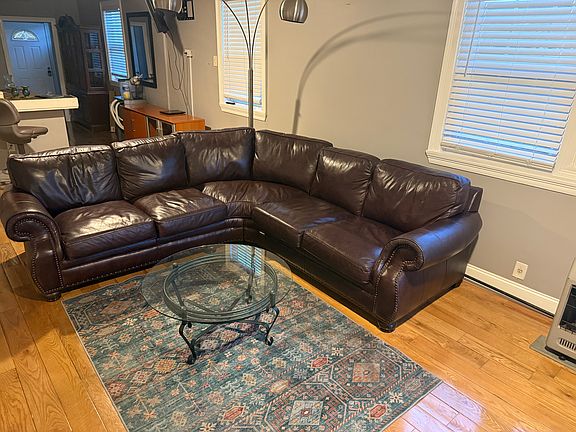 2nd image of 2635 Aubry St