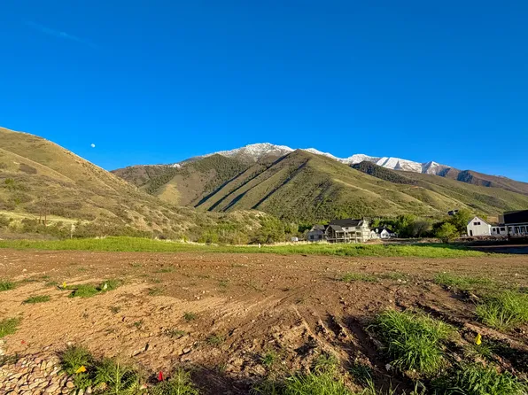 2056 E Maple Hills Ln, Mapleton, UT 84664
