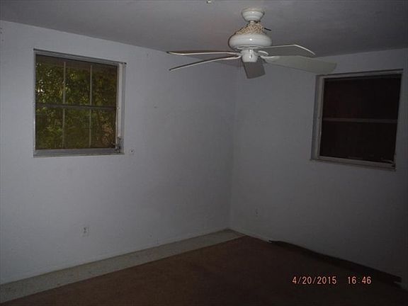 5th image of 401 Edwards St