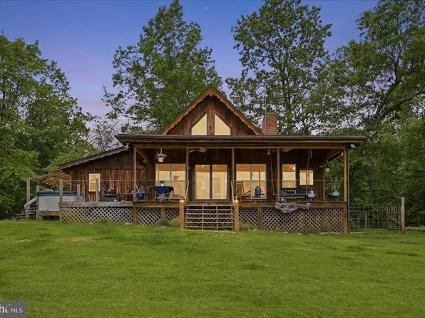 14636 Turner Run Rd, Fulks Run, VA 22830