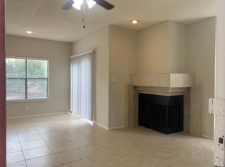 2710 Grants Lake Blvd UNIT C10, Sugar Land, TX 77479
