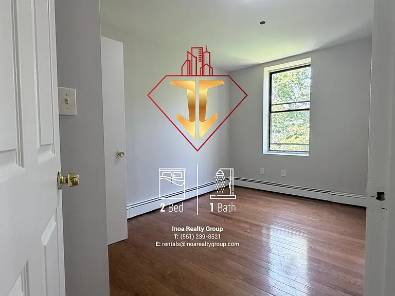 205-207 Monticello Ave #6 — Photo 6