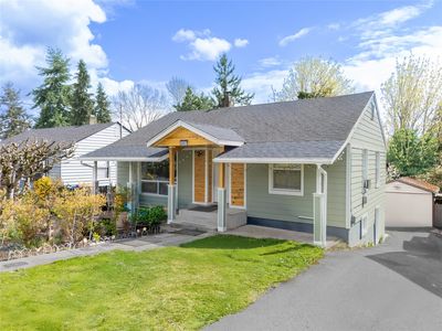 6917 S 124th Street, Seattle, WA, 98178