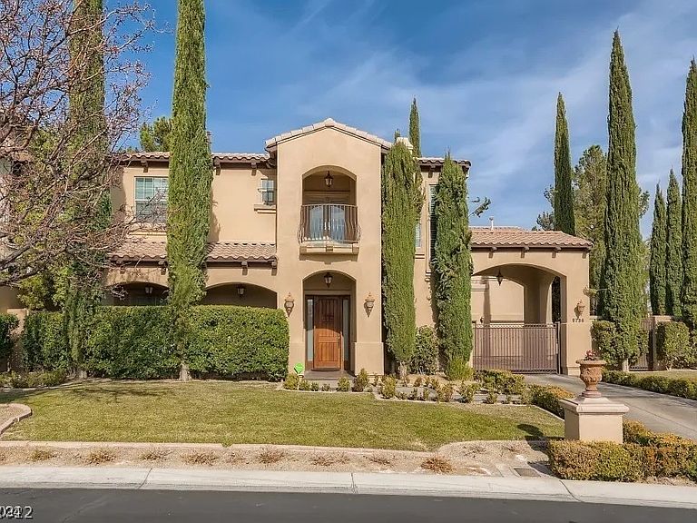 9736 Verlaine Ct, Las Vegas, NV