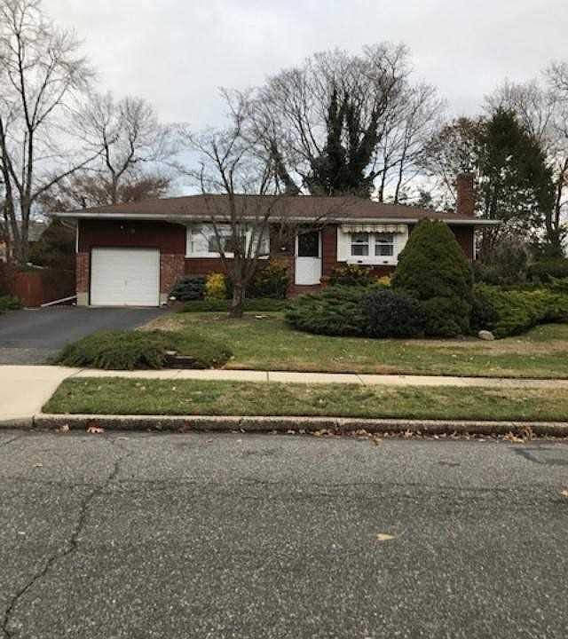 1st image of 5 Welsley Ln