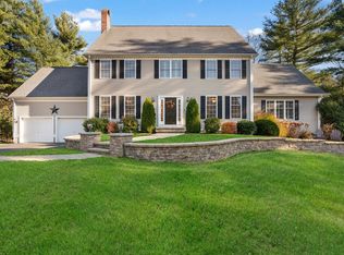 30 Flannery Ln, Wrentham, MA 02093