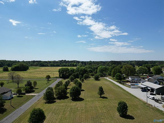 2nd image of 2A Barksdale Rd