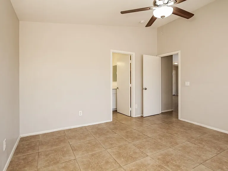 7537 W Georgia Ave — Photo 8