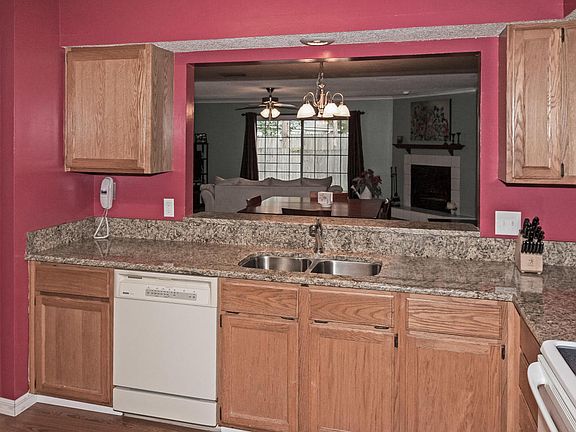 2nd image of 3027 Paddle Creek Dr