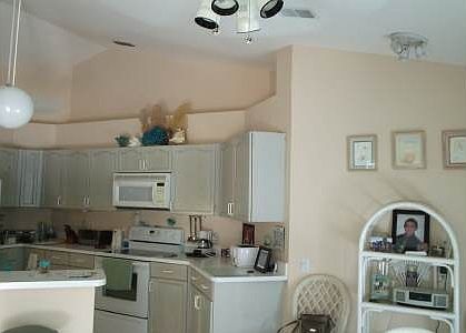 4th image of 171 Blue Moon Ave