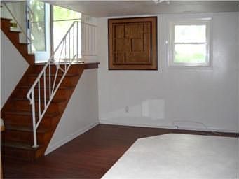 3rd image of 1417 N Geronimo Dr