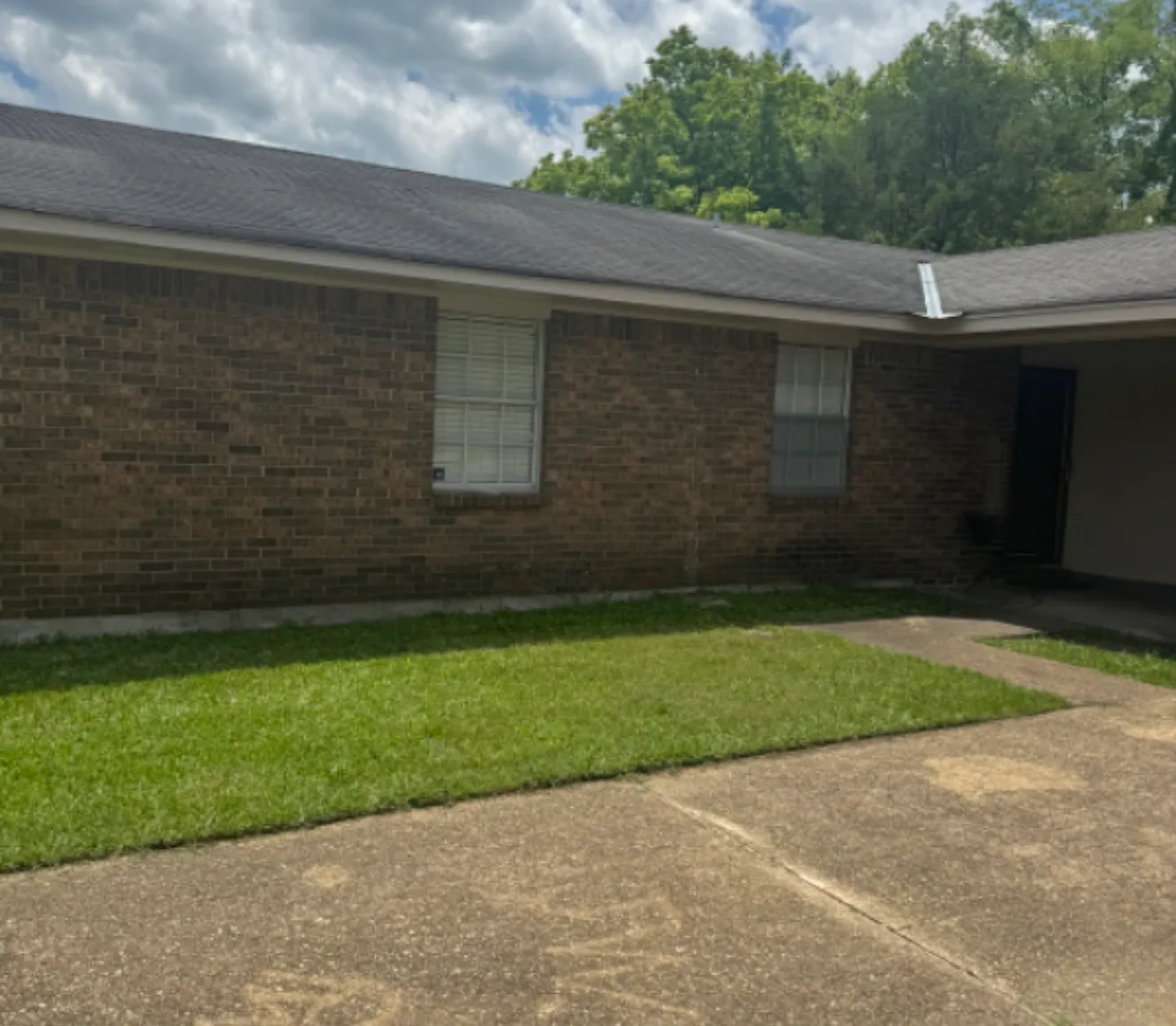 4600 Chartres Ln — Photo 3