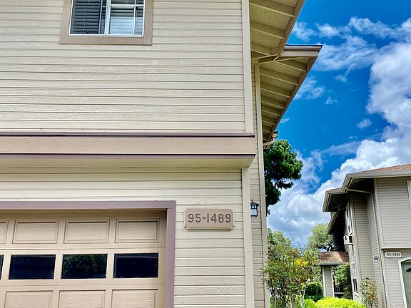 2nd image of 95-1489 Ainamakua Dr APT 4